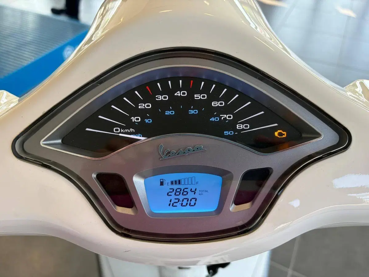 Vespa Primavera 50 4T (2018 - 20) (9)