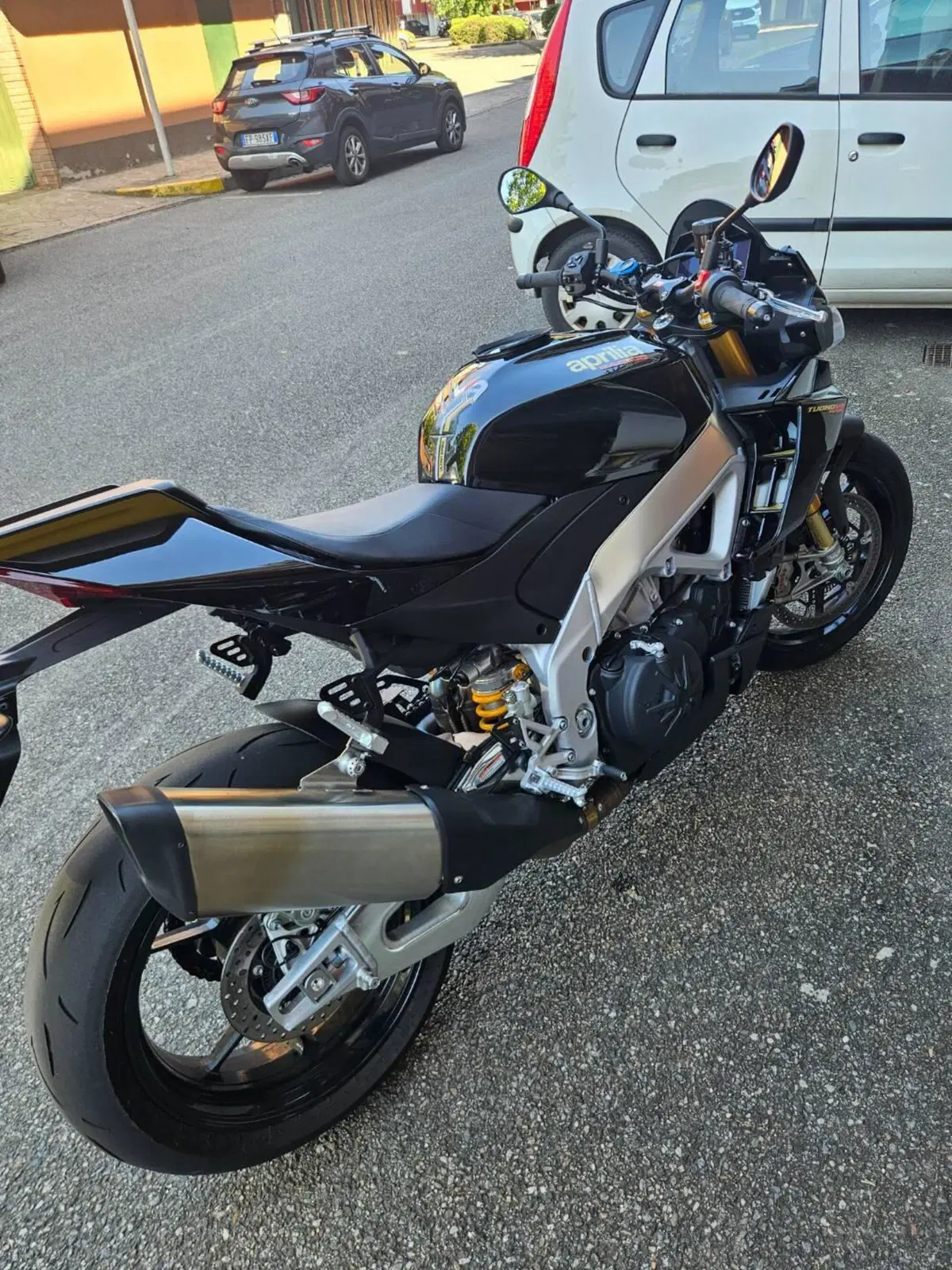 Aprilia Tuono V4 Factory (2021 - 24) (5)