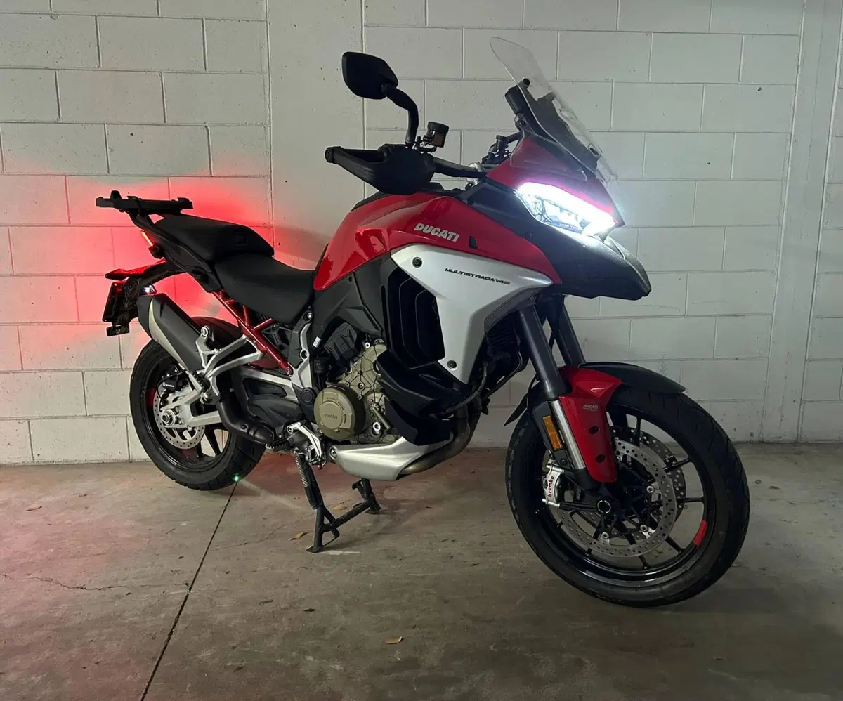 Ducati Multistrada V4 S (2021 - 24) (5)