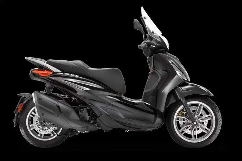 Piaggio Beverly 400 (2025 - 26) (2)