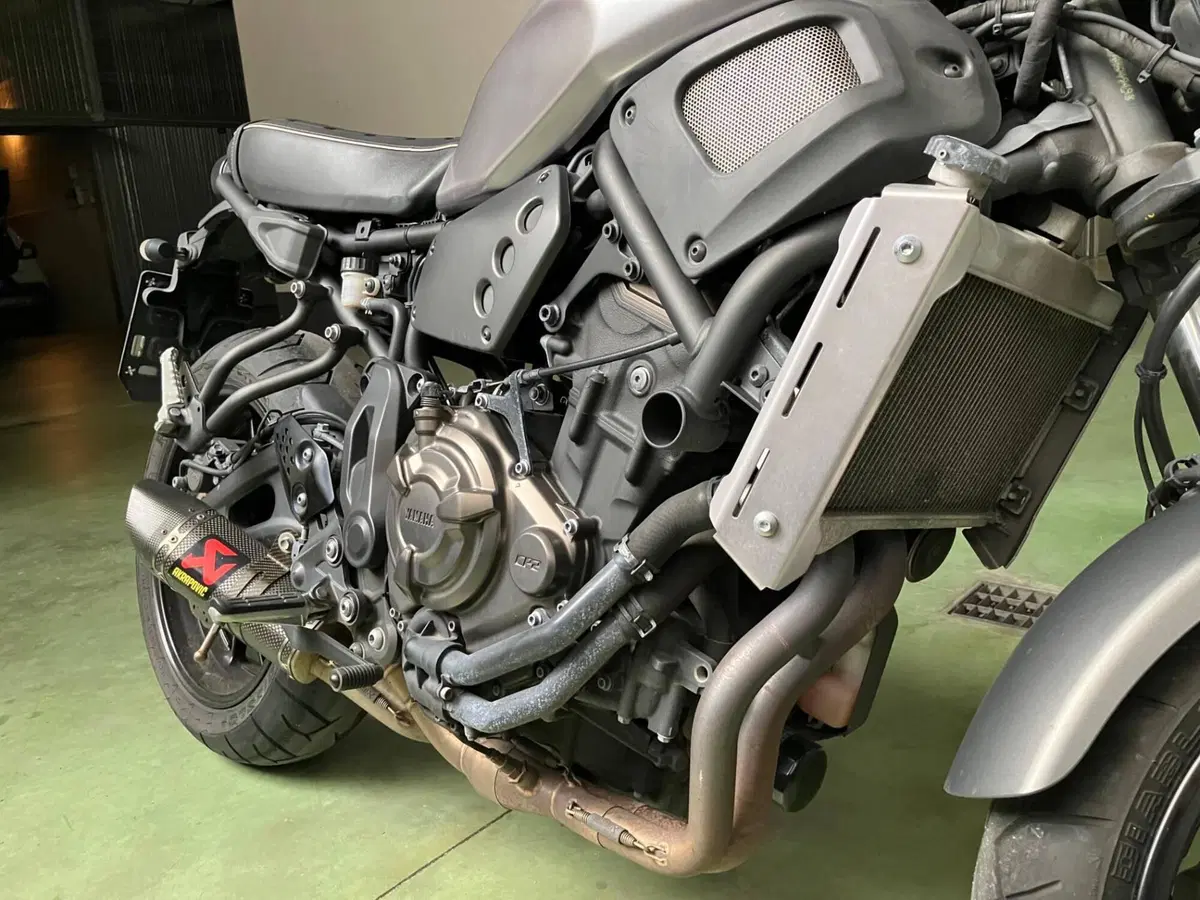 Yamaha XSR 700 ABS (2016 - 20) (5)