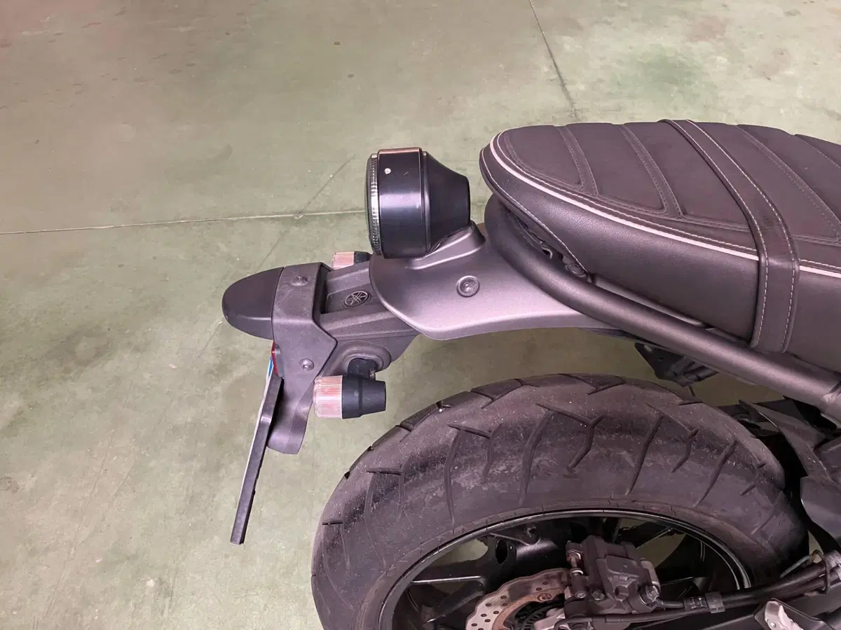 Yamaha XSR 700 ABS (2016 - 20) (13)