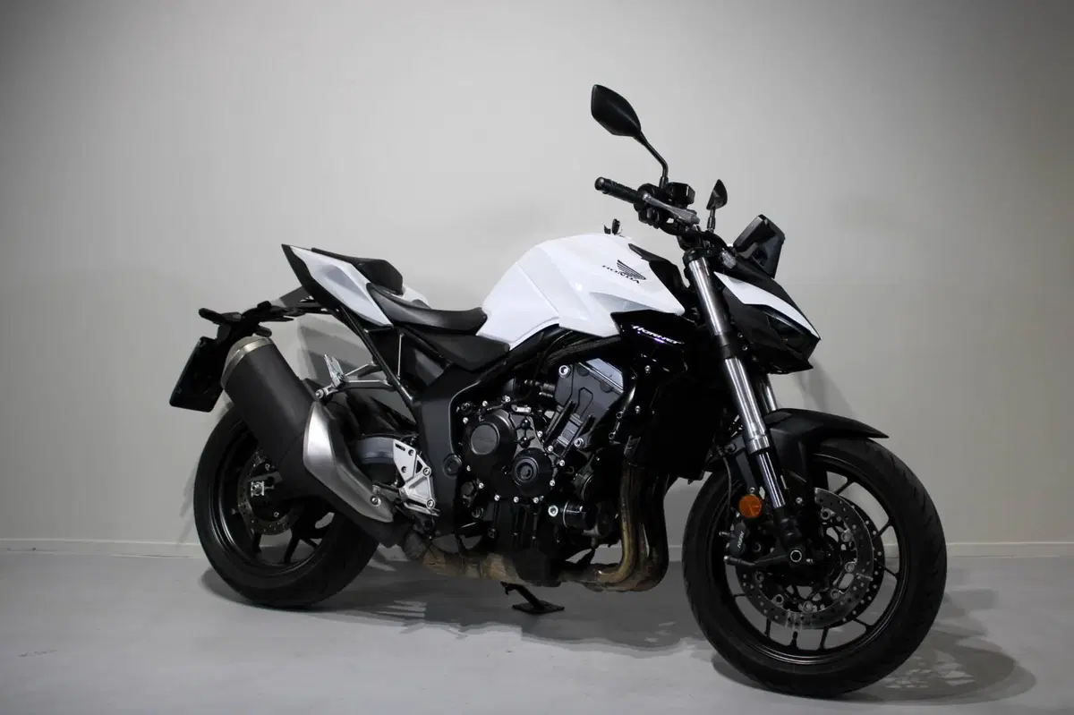 Honda CB 1000 Hornet (2025 - 26) (2)