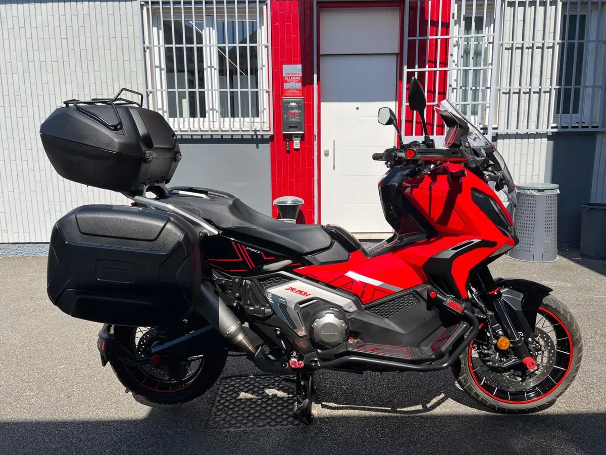 Honda X-ADV 750 DCT (2021 - 24) (2)