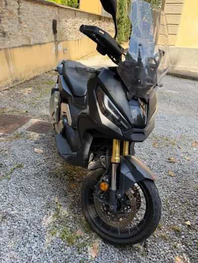 Honda X-ADV 750 (2025 - 26) usata