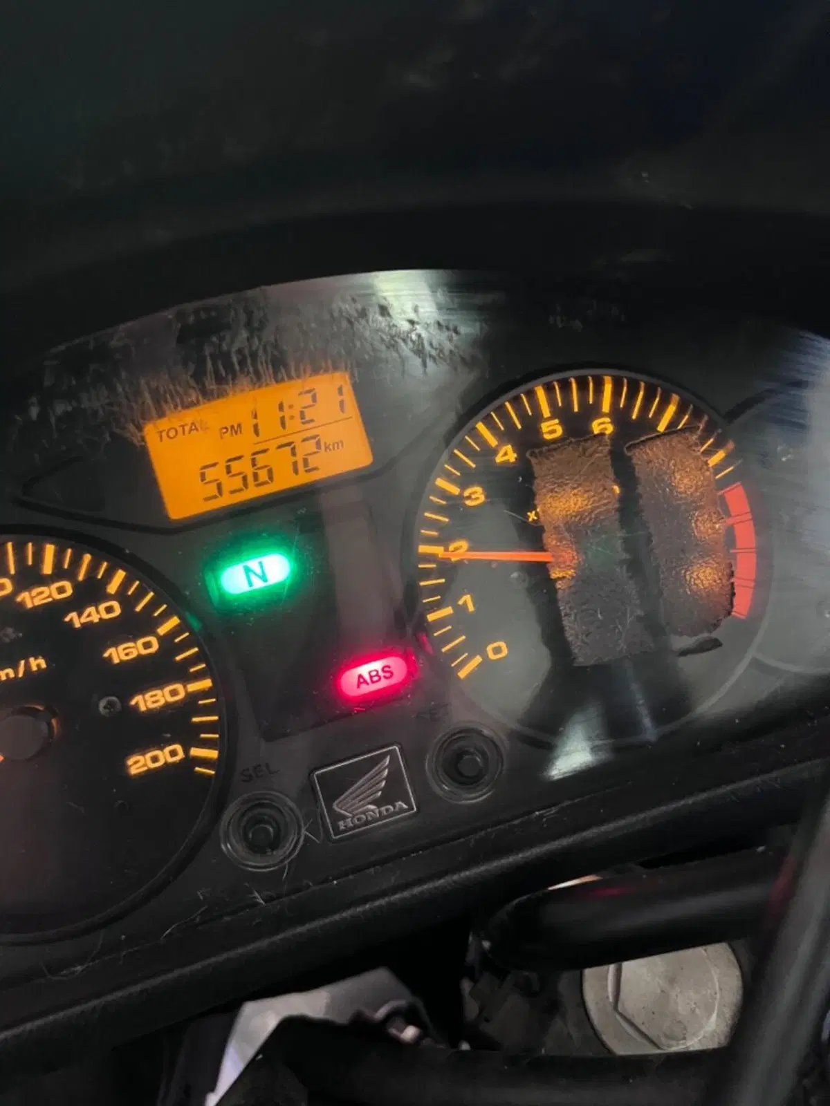 Honda Deauville 700 ABS (2)