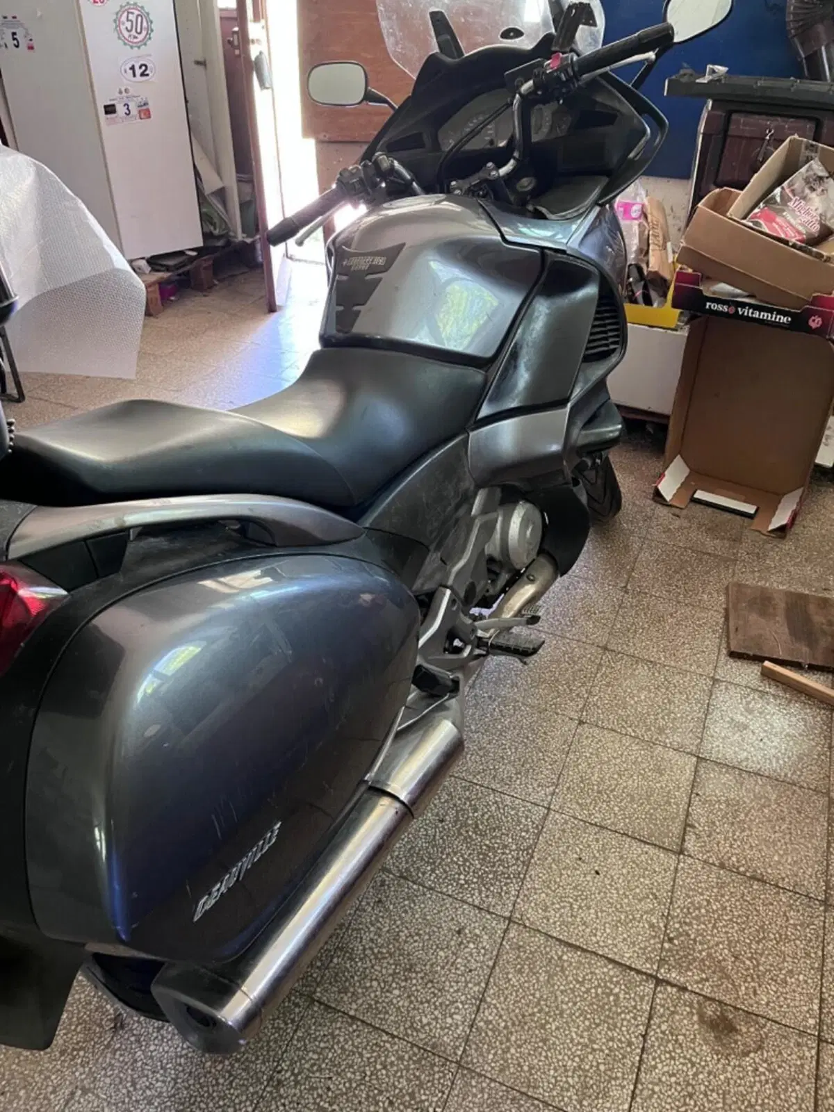 Honda Deauville 700 ABS (5)