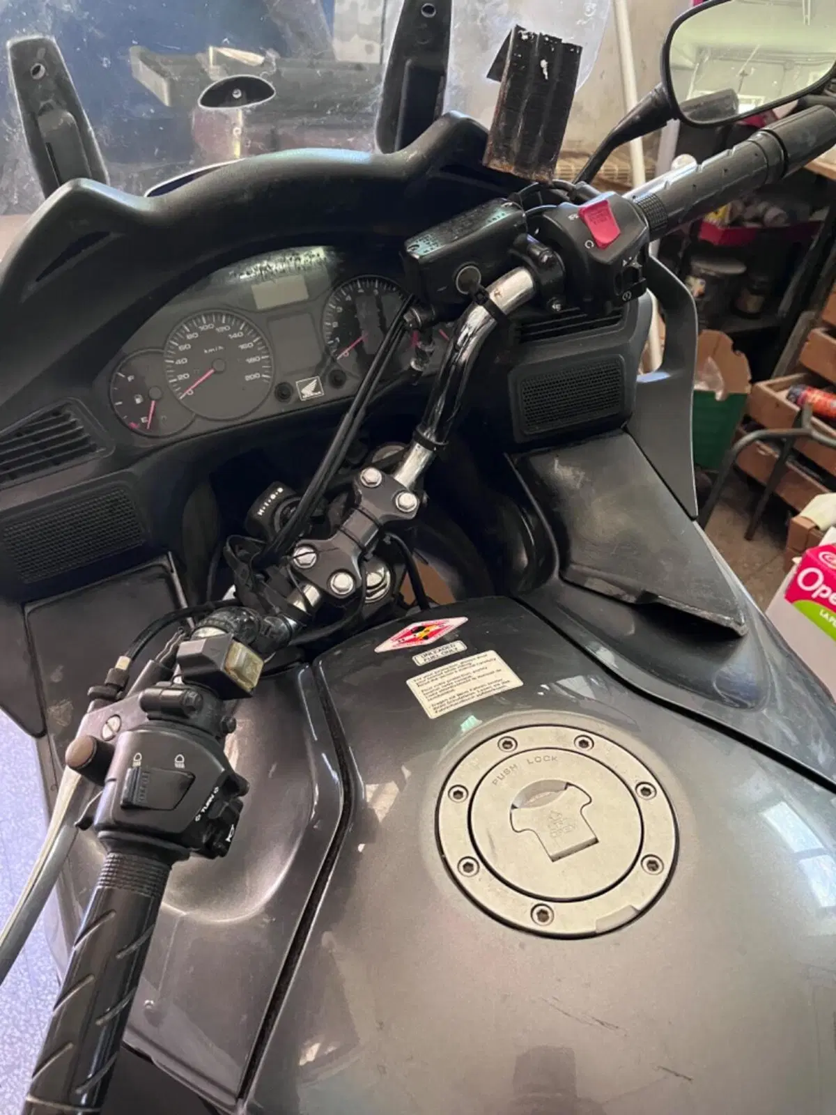 Honda Deauville 700 ABS (6)