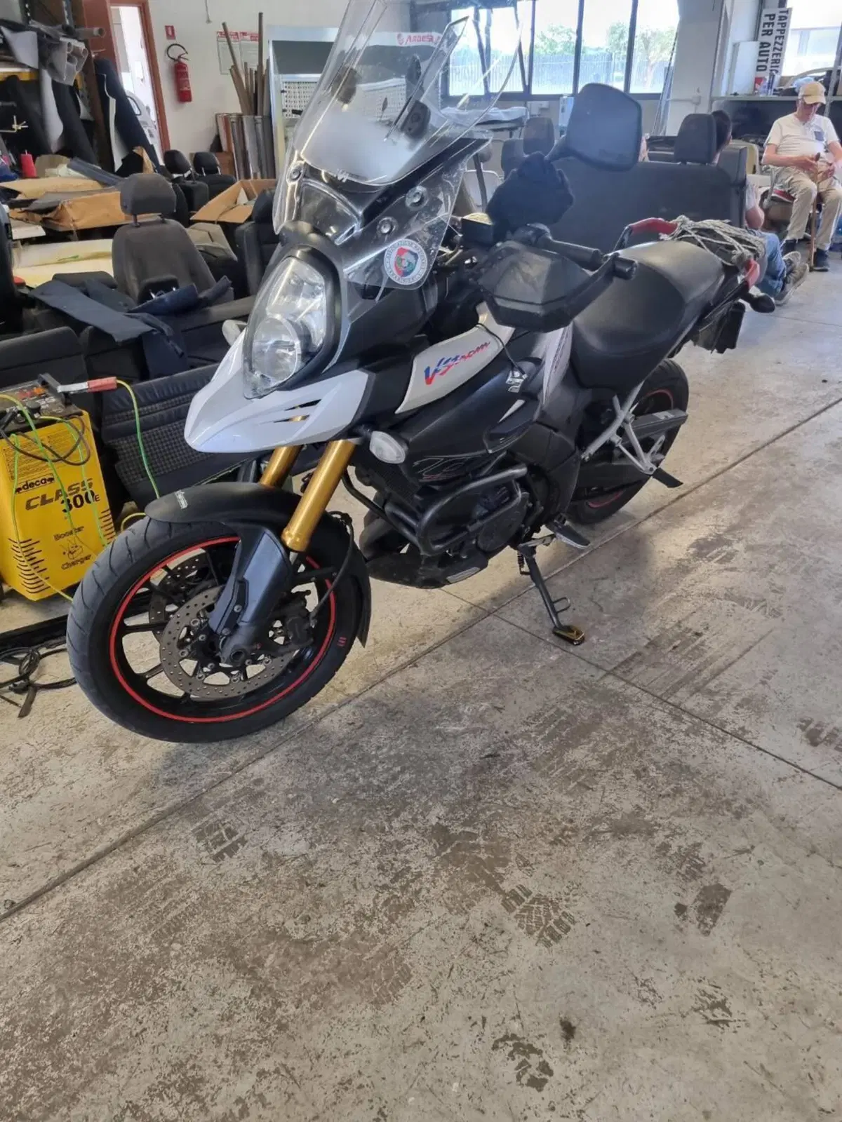 Suzuki V-Strom 1000 ABS (2014 - 17) (2)