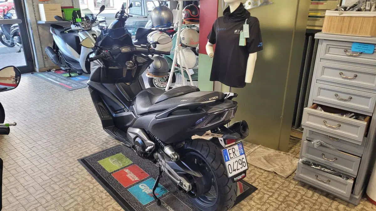 Kymco AK 550 (2020) (4)