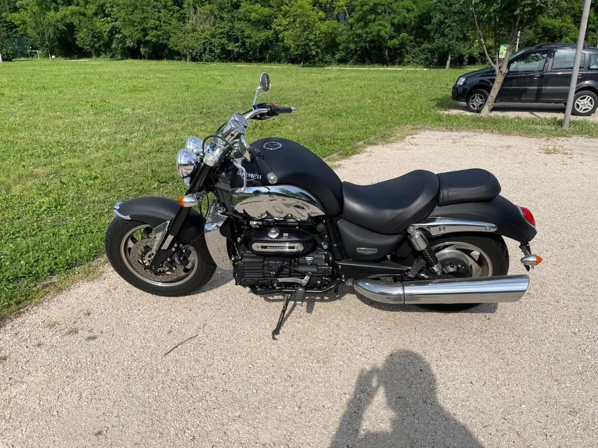 Triumph Rocket 3 Roadster ABS (2010 - 17) (2)