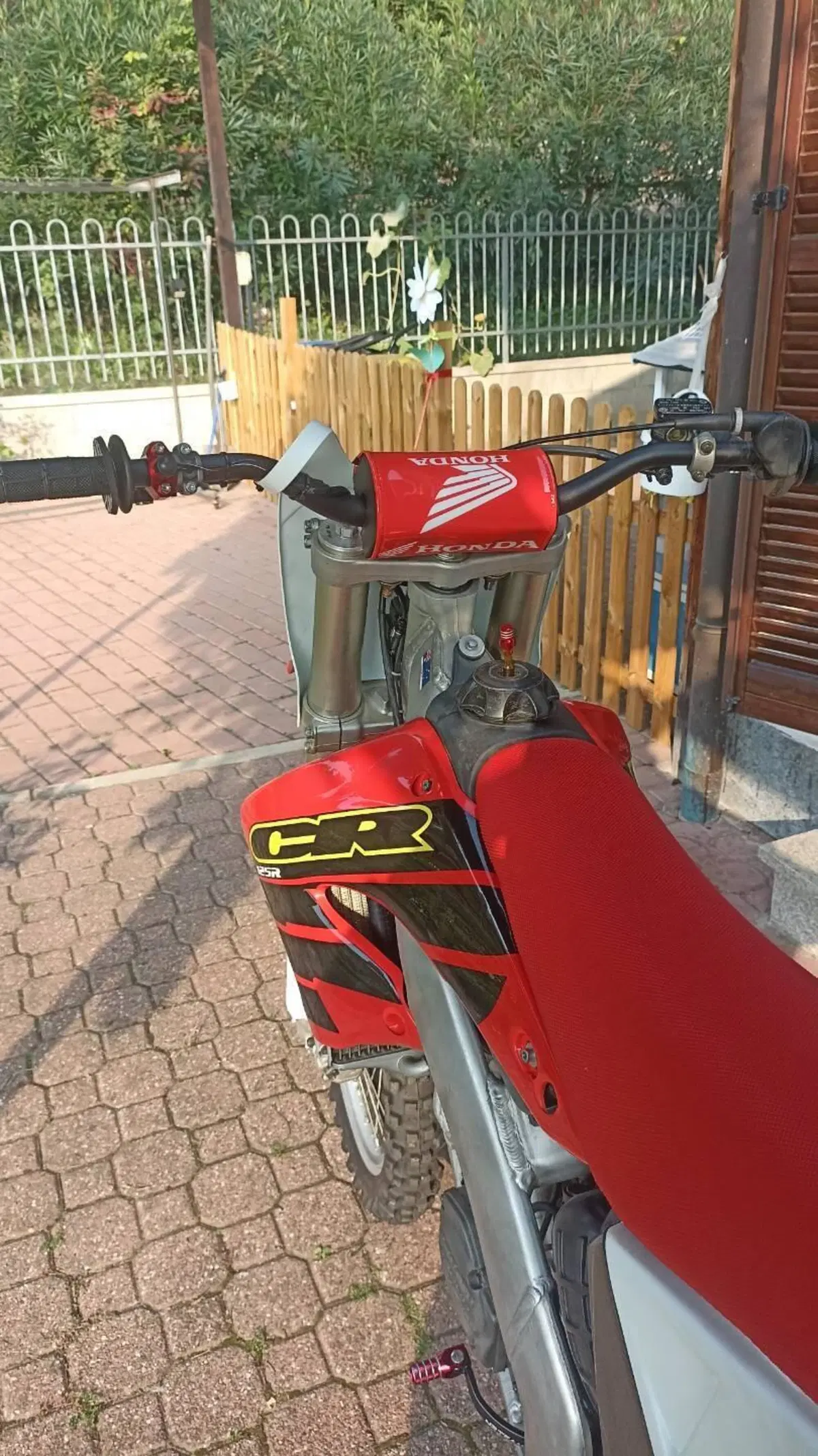 Honda CR 125 R (2000 - 02) (4)