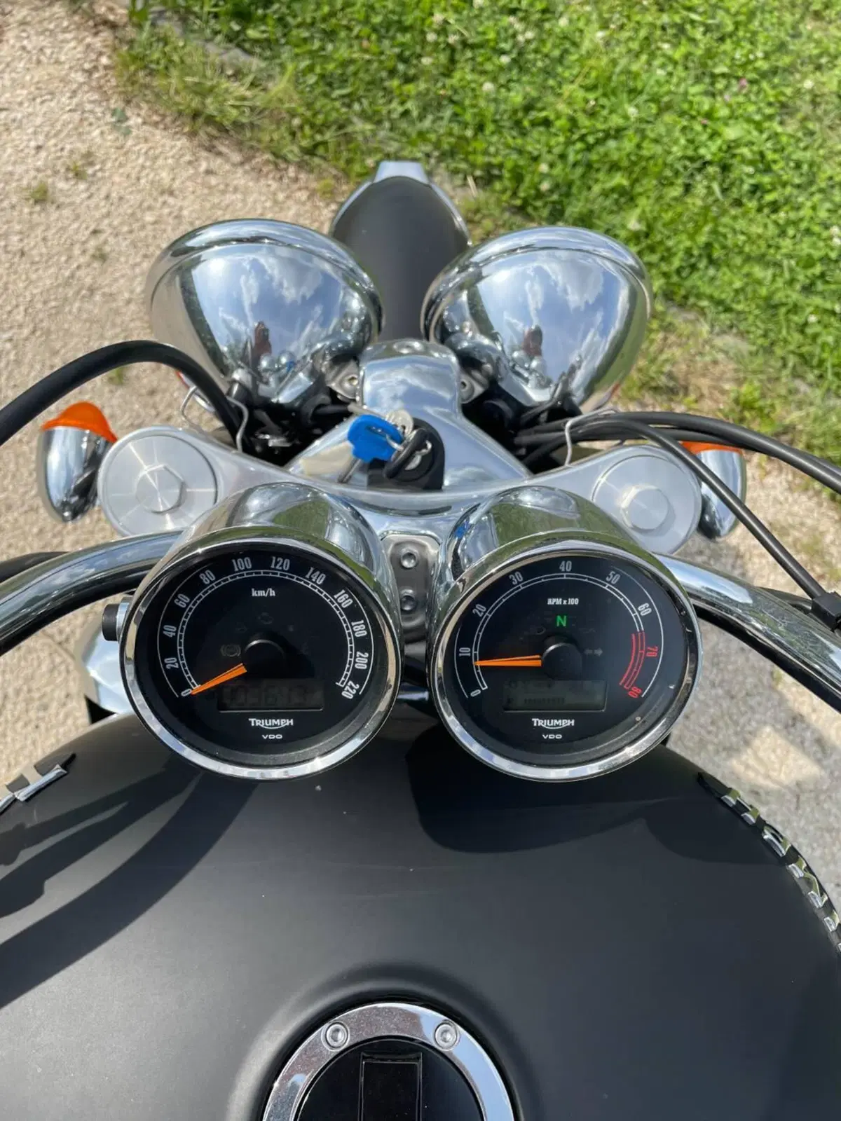 Triumph Rocket 3 Roadster ABS (2010 - 17) (6)