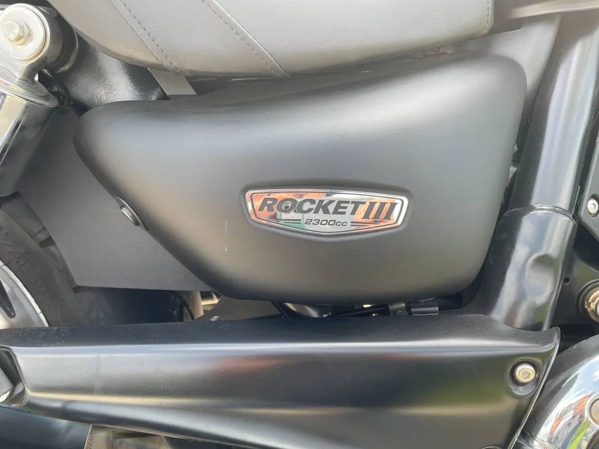 Triumph Rocket 3 Roadster ABS (2010 - 17) (10)