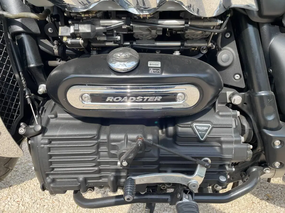 Triumph Rocket 3 Roadster ABS (2010 - 17) (11)