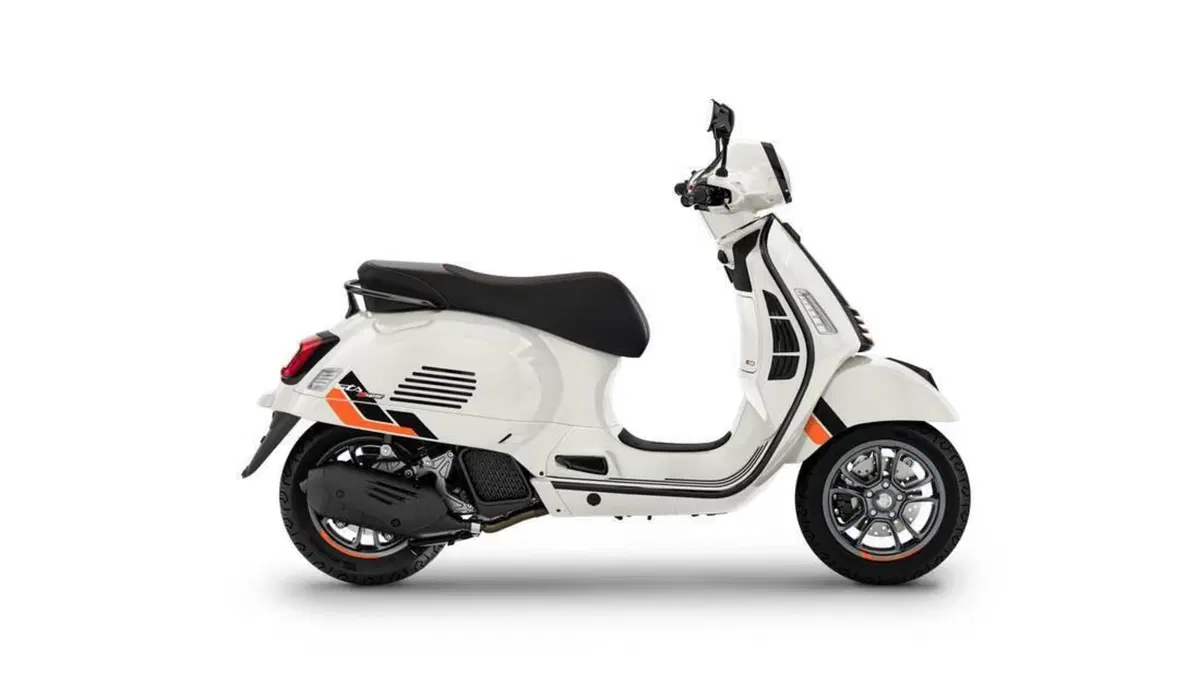 Vespa GTS 125 Supersport (2025 - 26) (4)