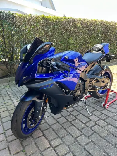 Yamaha YZF R1 (2020 - 25) usata