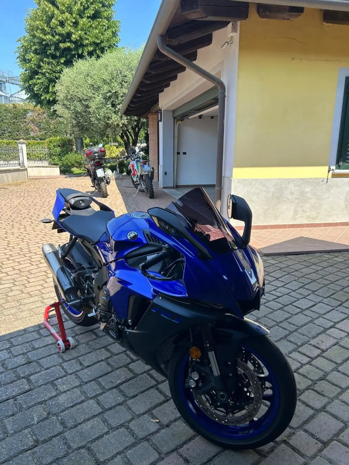 Yamaha YZF R1 (2020 - 25) (3)
