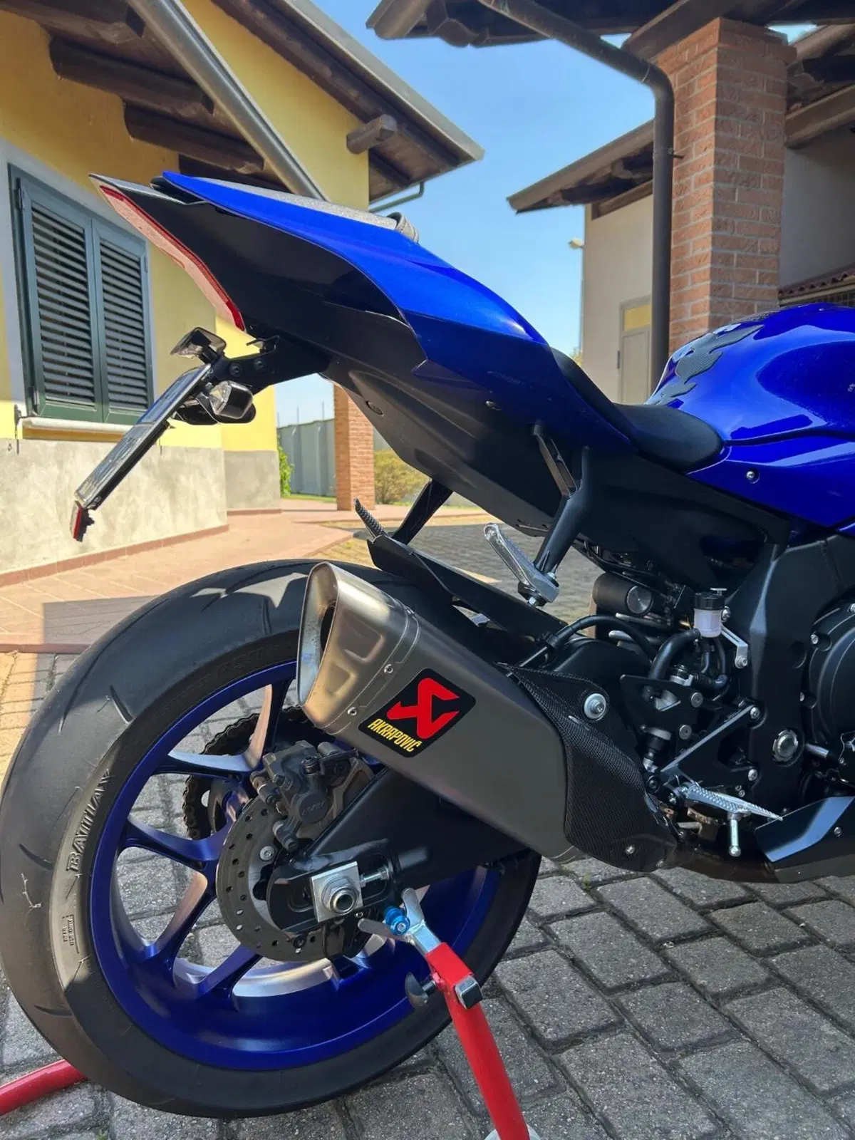 Yamaha YZF R1 (2020 - 25) (4)