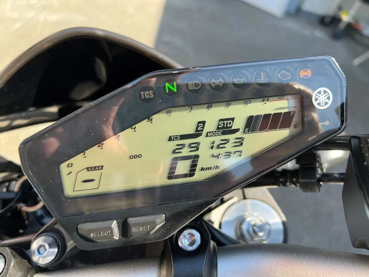 Yamaha MT-09 ABS (2013 - 15) (5)
