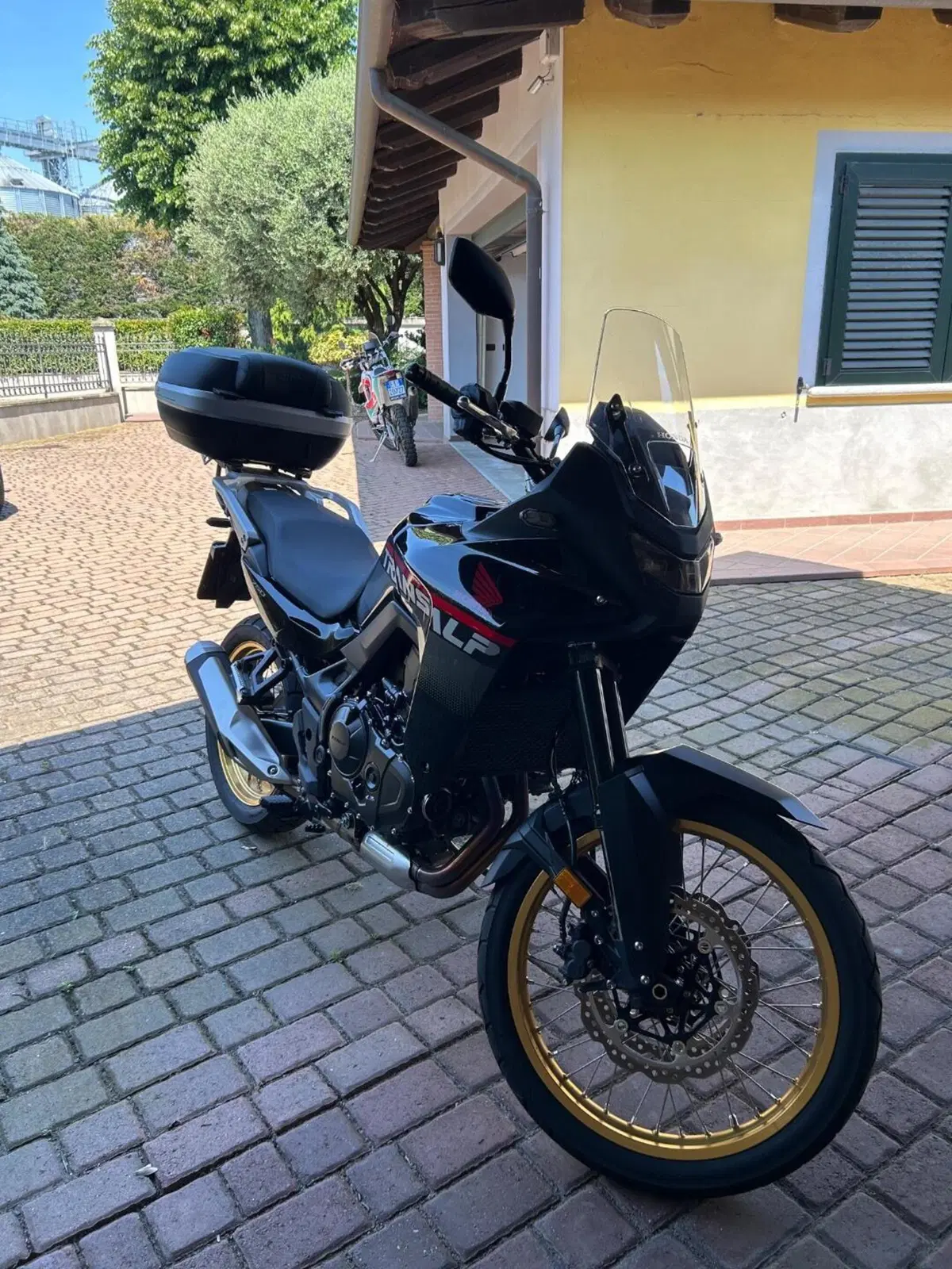 Honda Transalp XL750 (2025) (2)