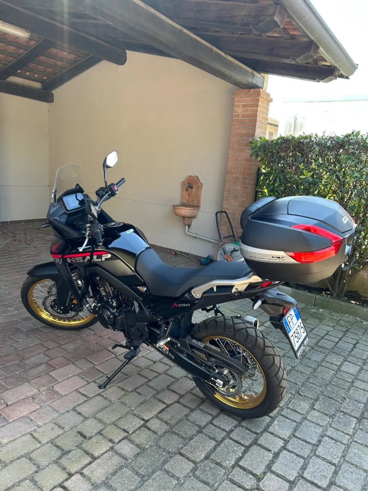 Honda Transalp XL750 (2025) (5)