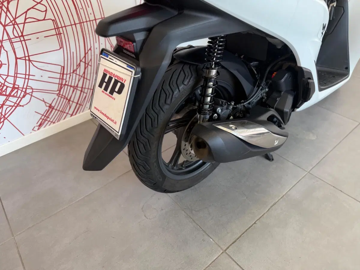 Honda SH 150i Sport (2024 - 25) (11)
