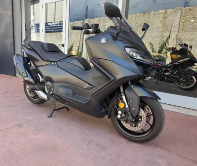 Yamaha T-Max 560 (2022 - 24) usata