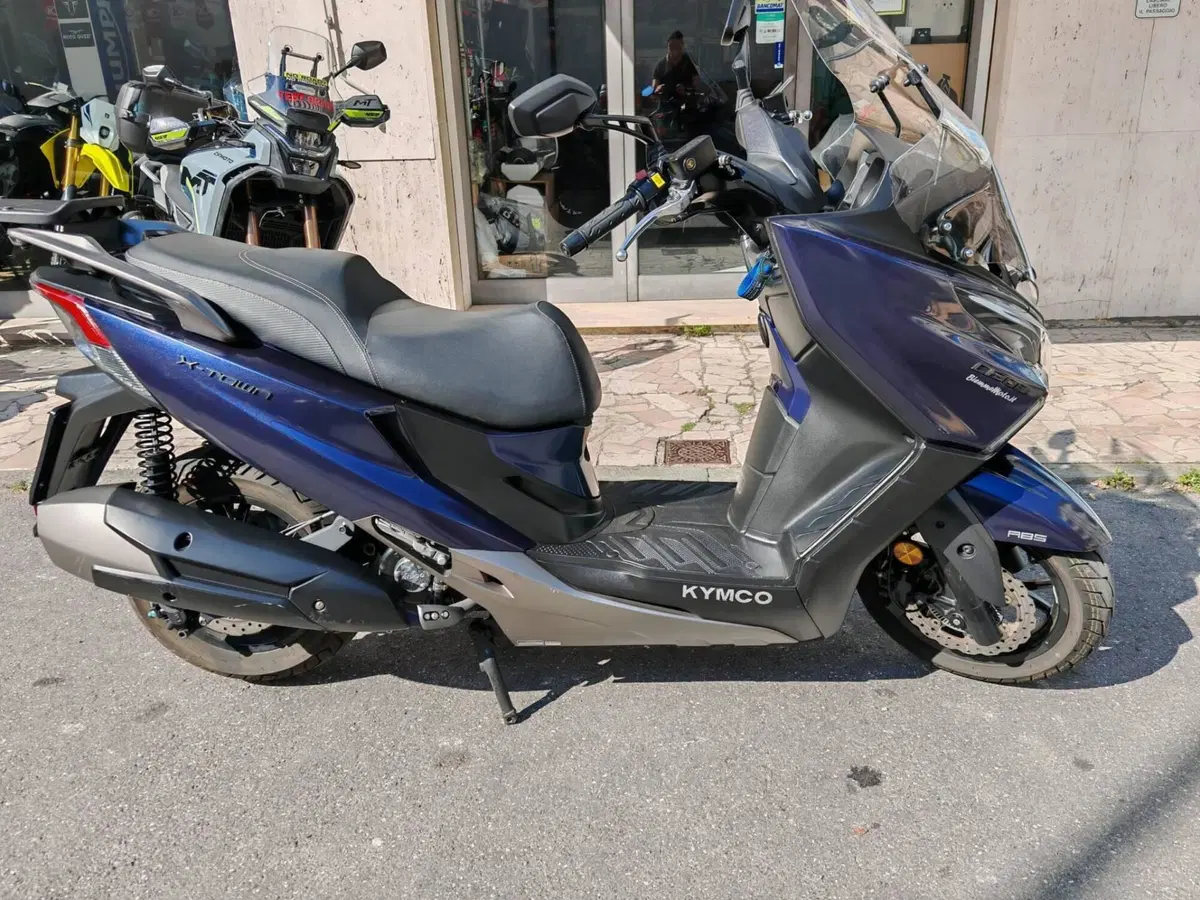 Kymco X-Town 300i City (2021 - 25) (4)