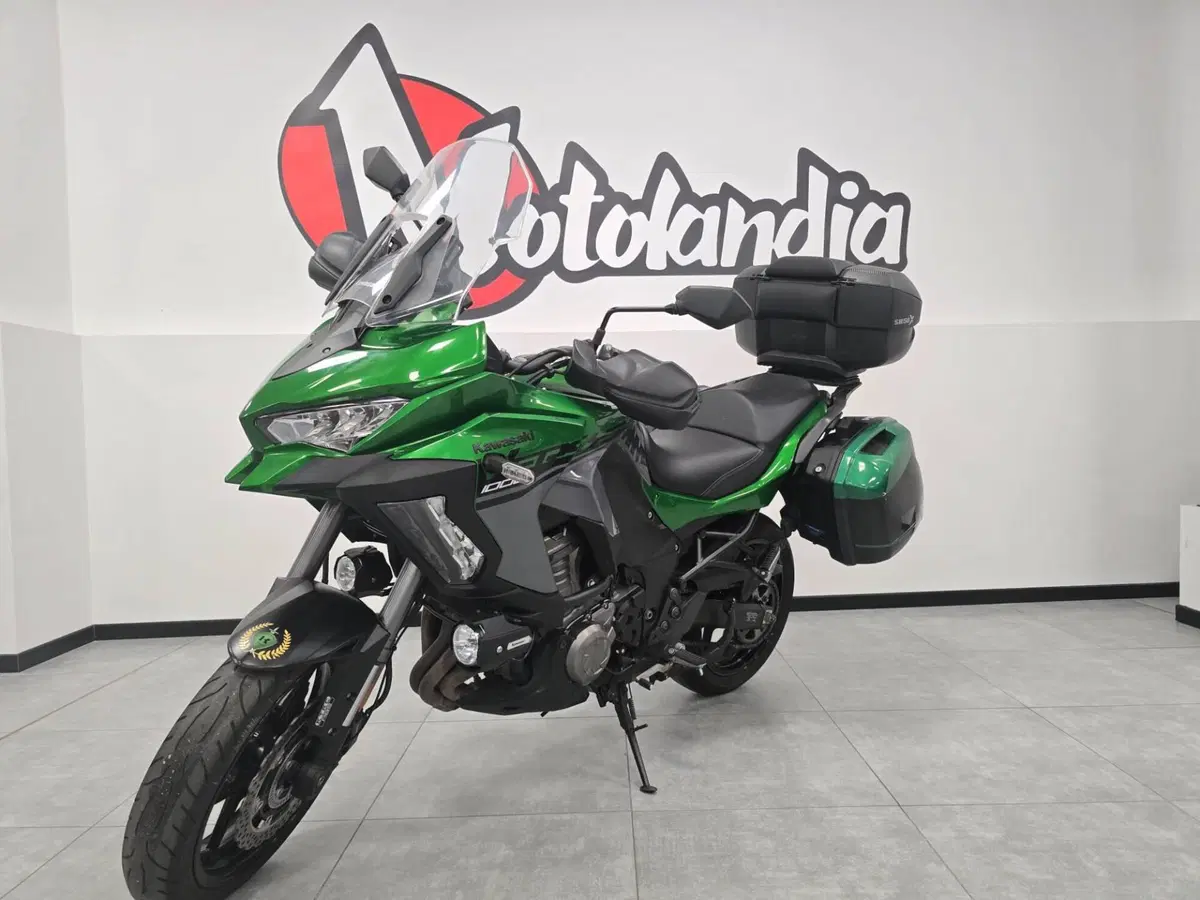 Kawasaki Versys 1000 SE Tourer Plus (2021) (3)