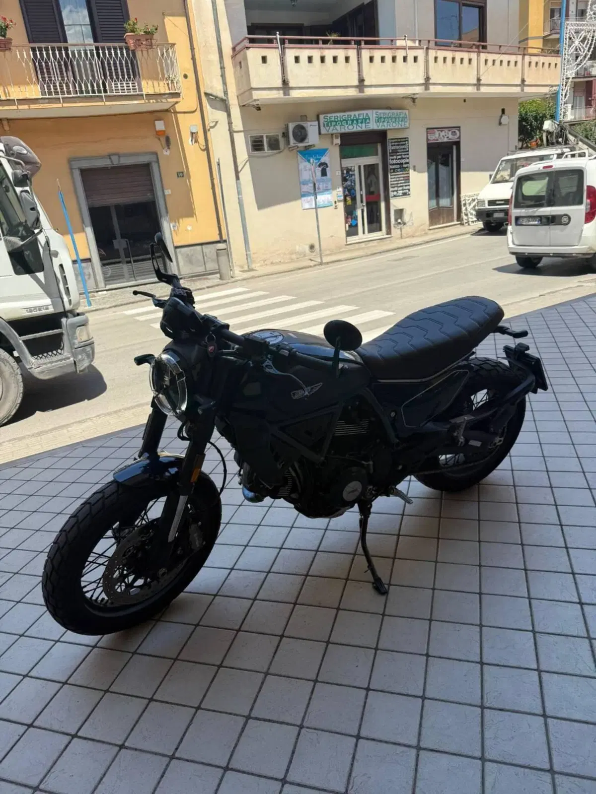 Ducati Scrambler 800 Nightshift (2023 - 24) (2)