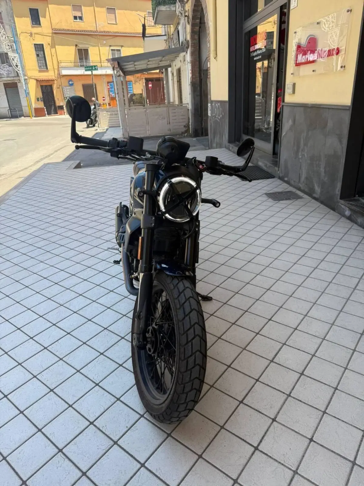 Ducati Scrambler 800 Nightshift (2023 - 24) (4)