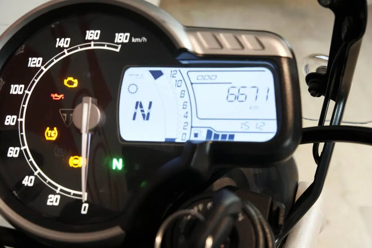 Triumph Scrambler 400 X (2024 - 26) (7)