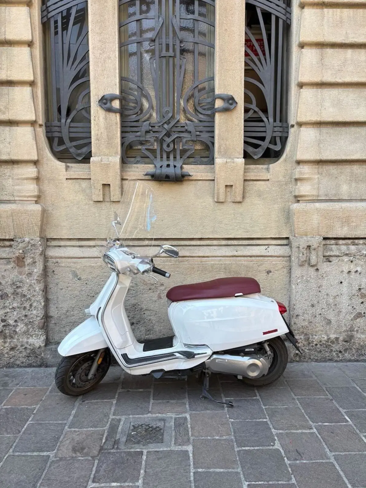 Lambretta V125 Special (2021 - 26) (2)