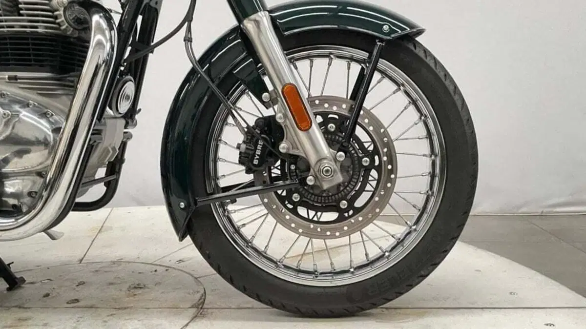 Royal Enfield Classic 350 (2021 - 26) (5)