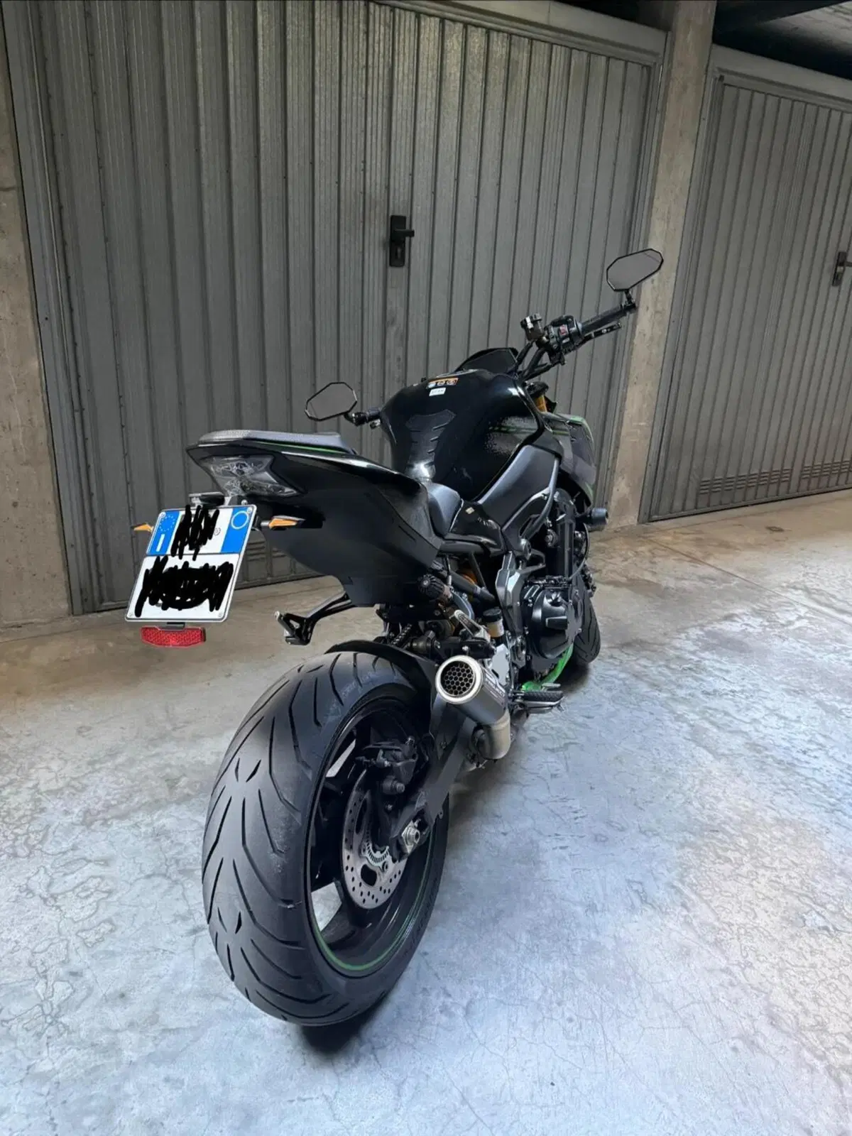 Kawasaki Z 900 SE (2022 - 24) (4)