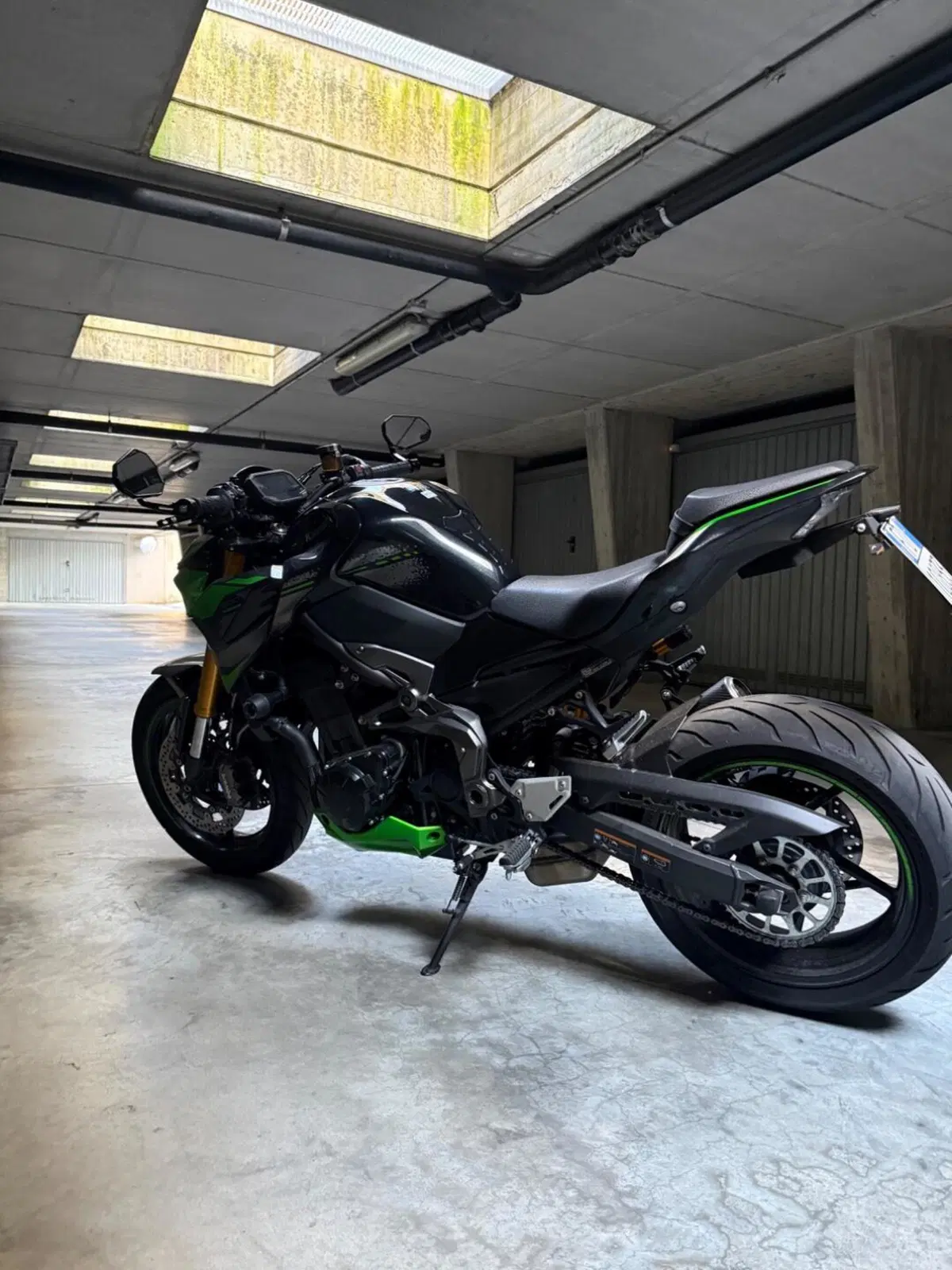 Kawasaki Z 900 SE (2022 - 24) (7)