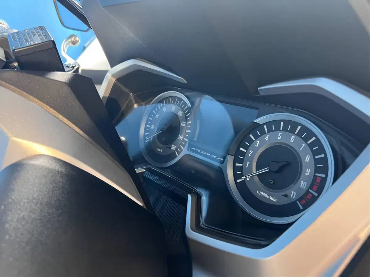 Honda Forza 300 (2019 - 20) (8)