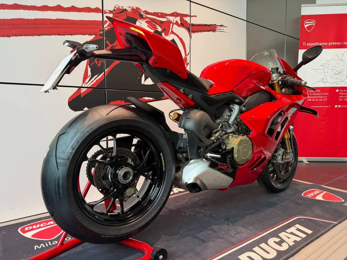 Ducati Panigale V4 S (2022 - 24) (14)