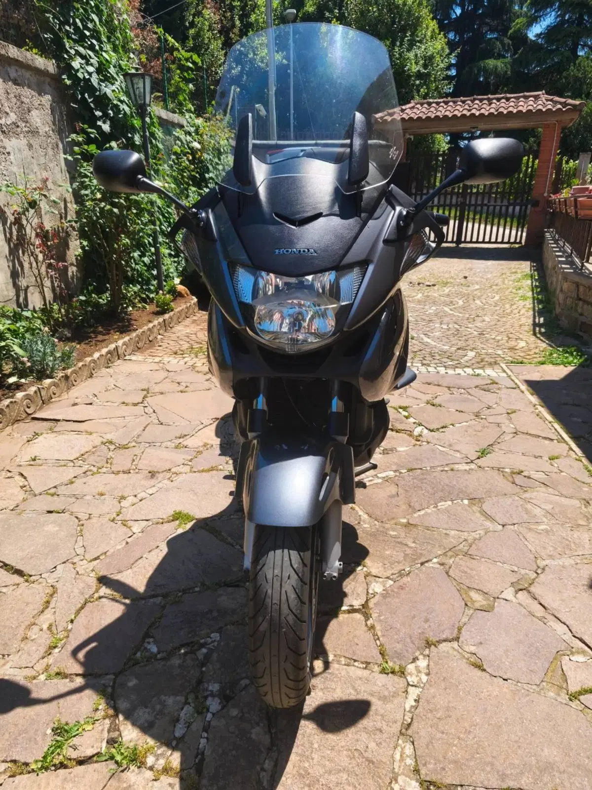Honda Deauville 700 ABS (3)