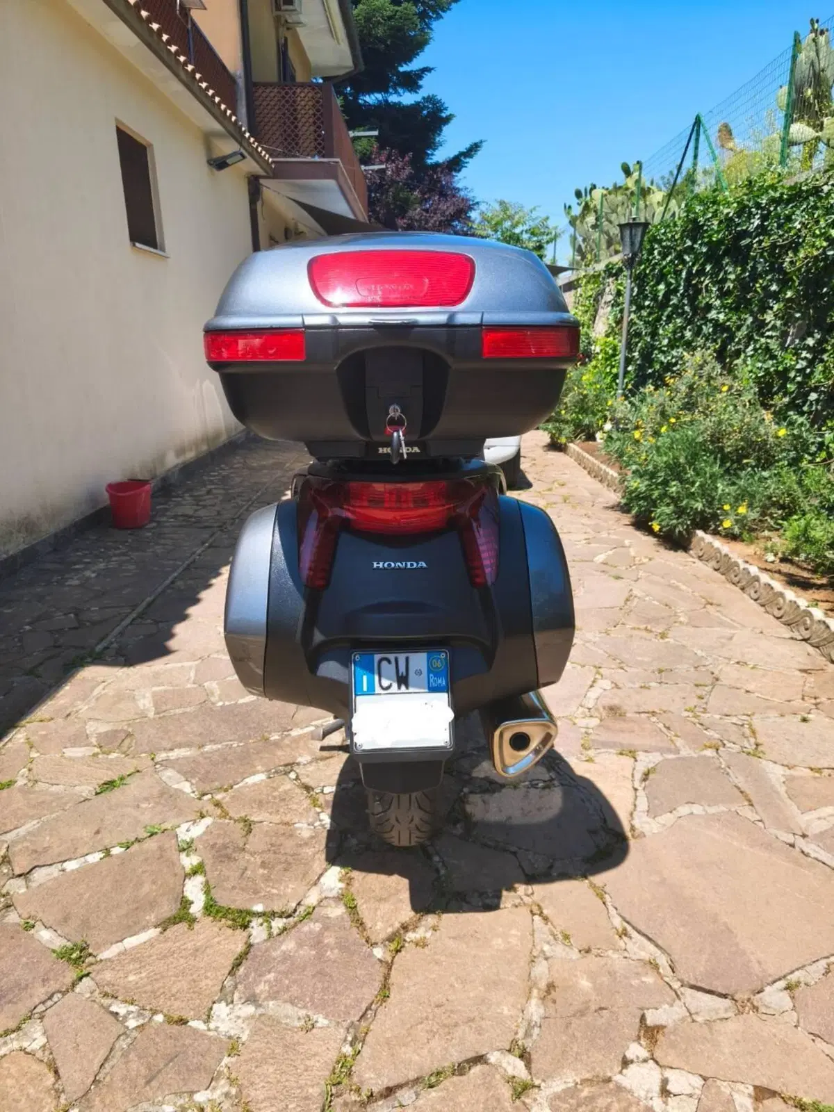 Honda Deauville 700 ABS (4)