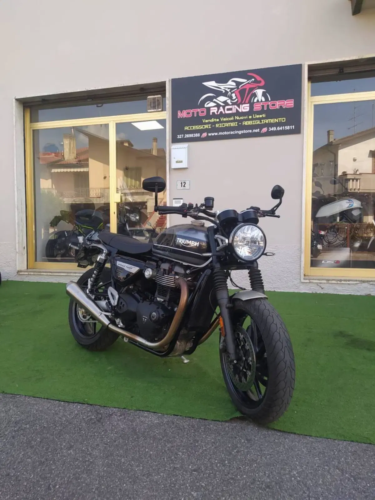 Triumph Speed Twin 1200 (2021 - 24) (2)