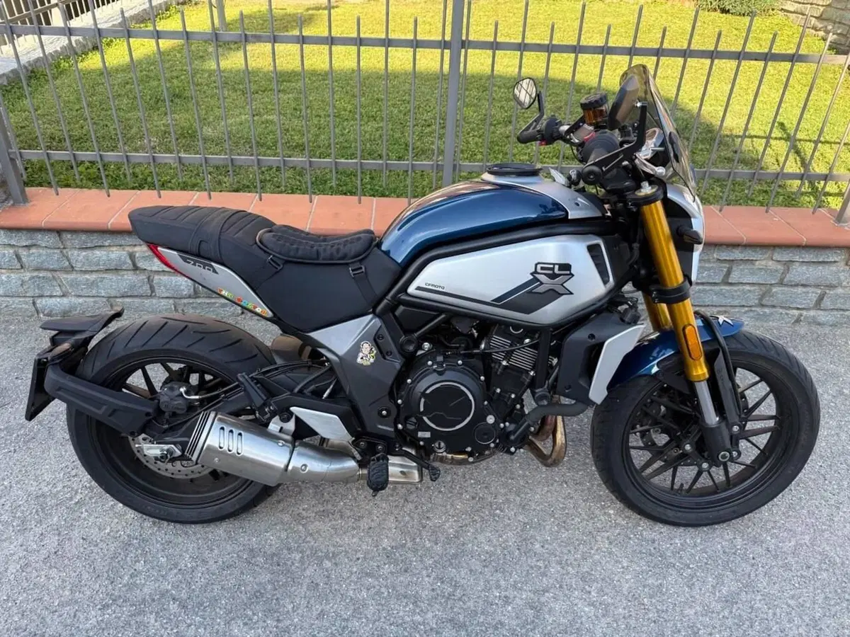 CFMOTO 700CL-X Heritage (2021 - 26) (3)