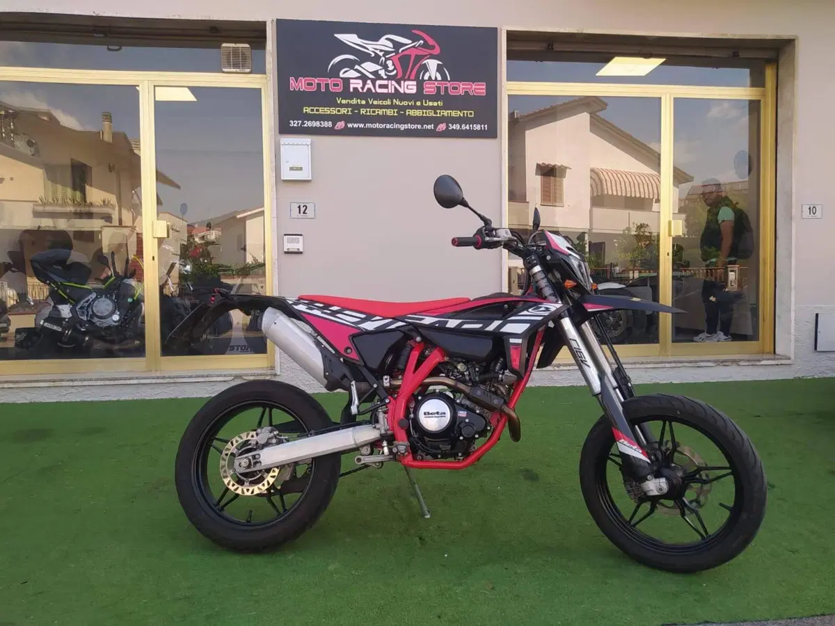 Betamotor RR 125 4T Motard LC (2021 - 23) (3)