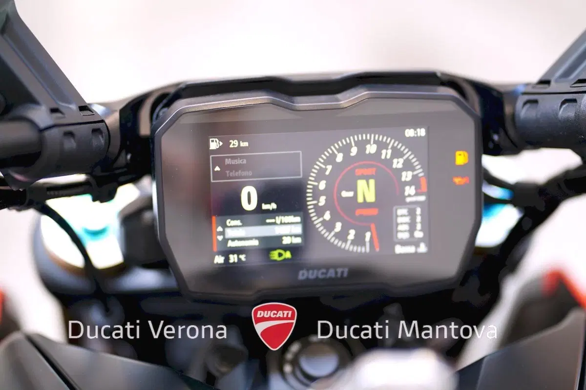 Ducati Diavel V4 RS (2026) (20)