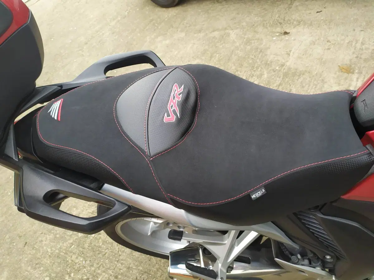 Honda VFR 1200 F DCT ABS (2010 - 16) (6)