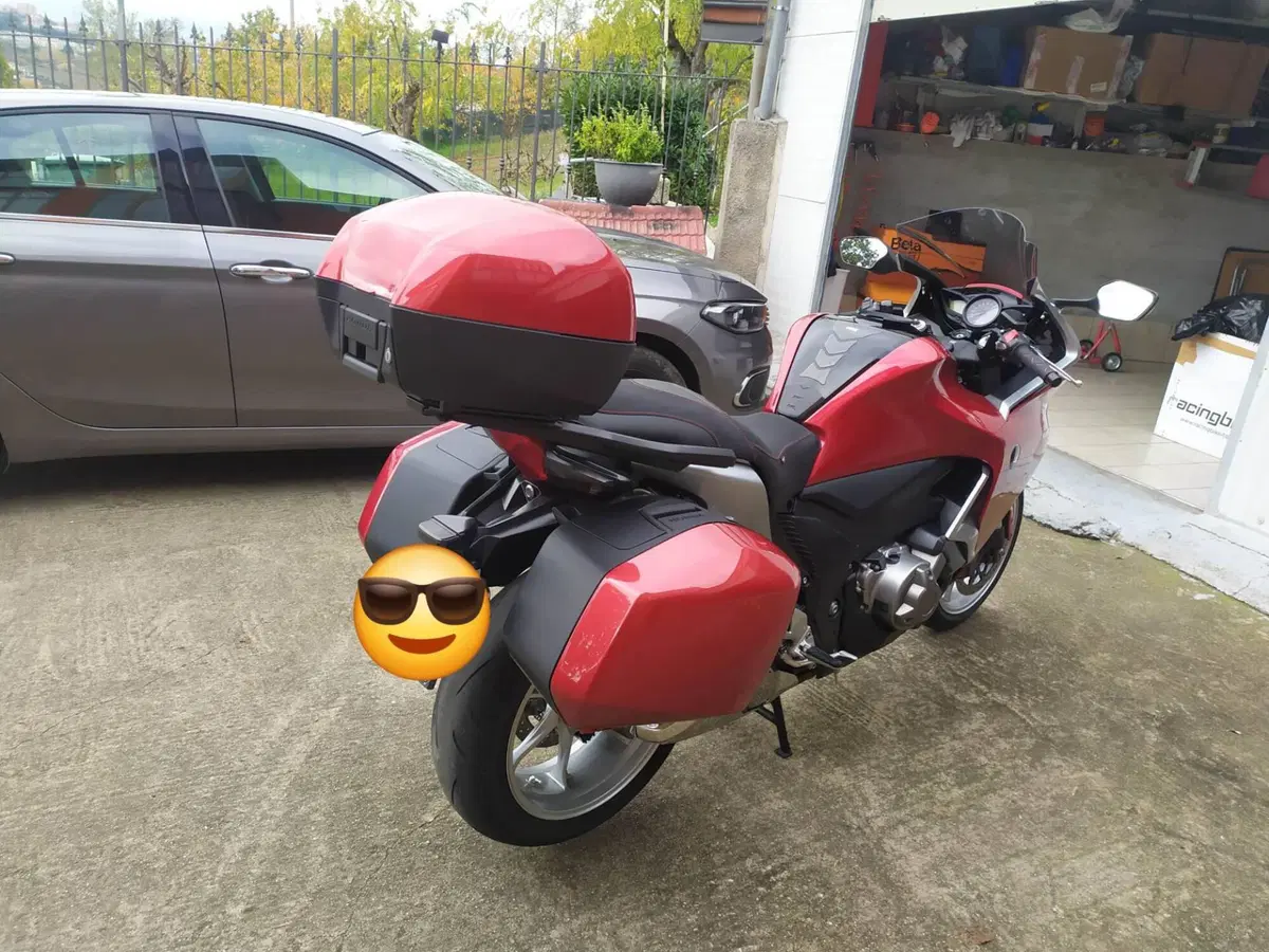 Honda VFR 1200 F DCT ABS (2010 - 16) (8)