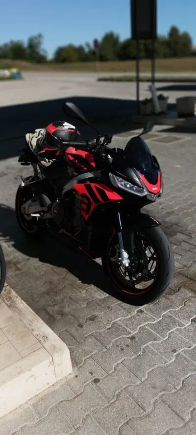 Aprilia Tuono 660 Factory (2022 - 24) usata