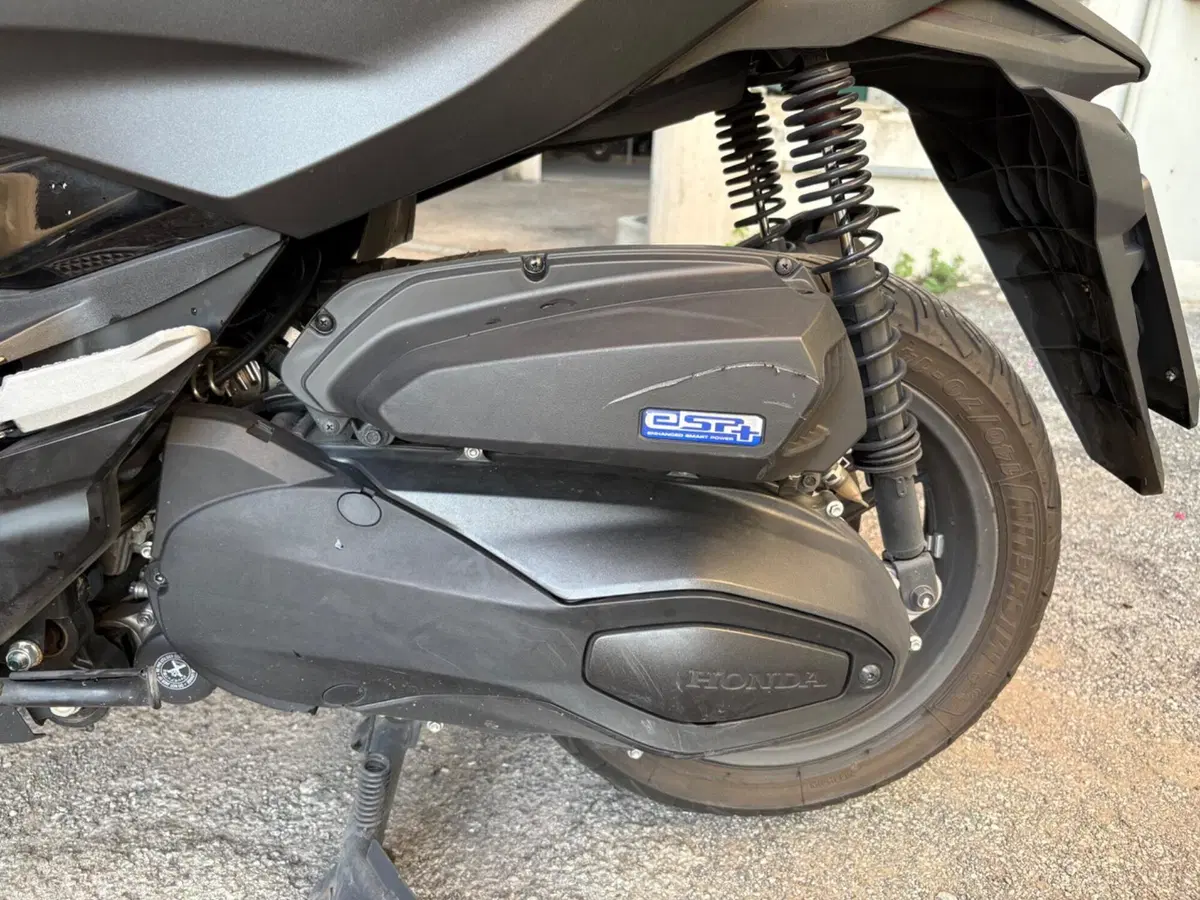 Honda Forza 350 (2022 - 24) (5)