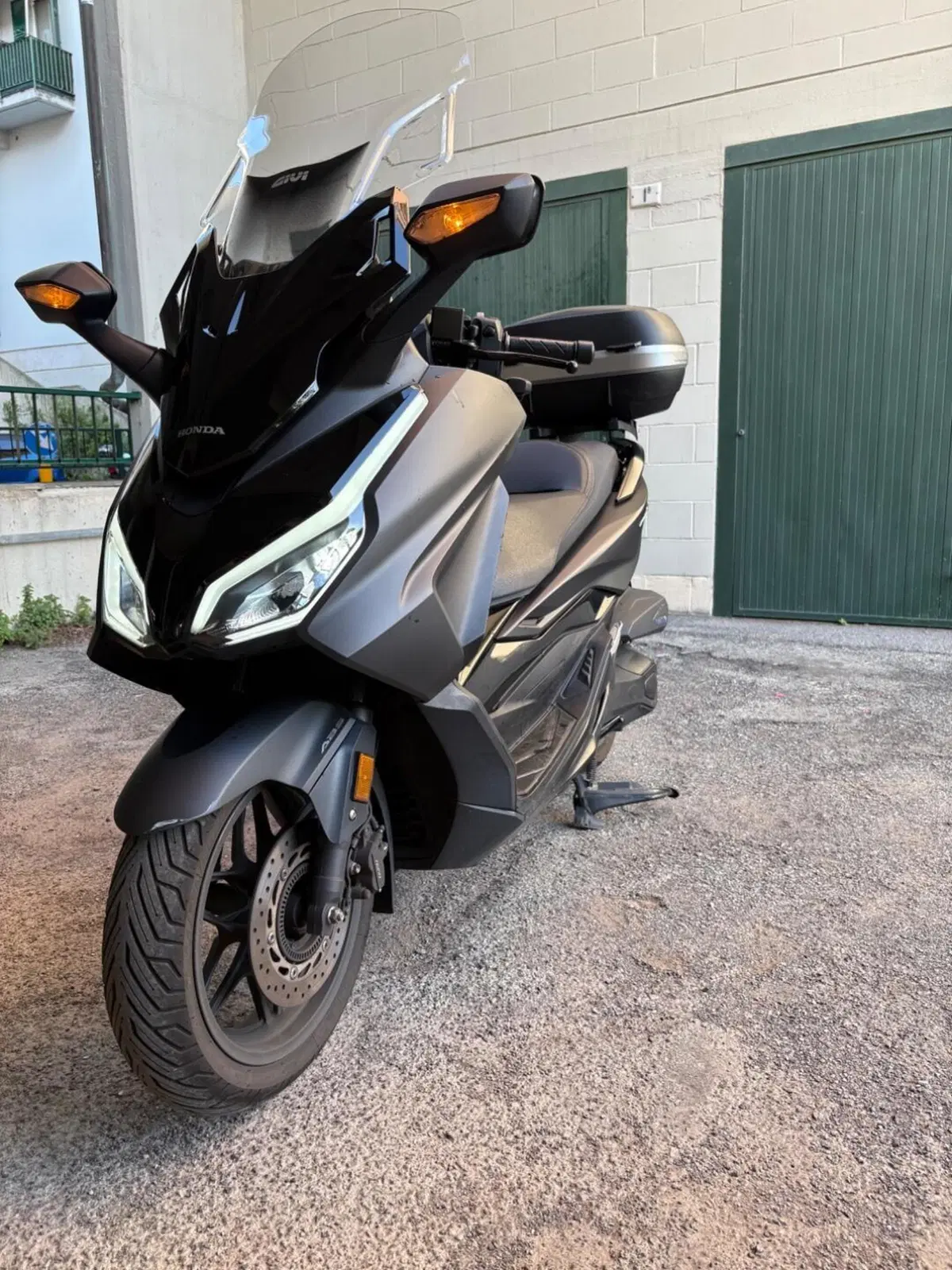 Honda Forza 350 (2022 - 24) (10)